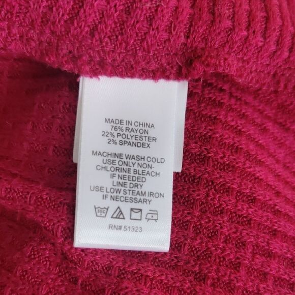 NWOT 1.state Red twist top - Picture 6 of 7